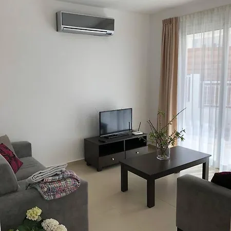 Villa 2 Bedrooms With Wifi At 3 Km Away From The Beach