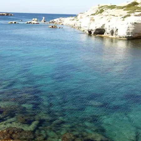 2 Bedrooms With Wifi At 3 Km Away From The Beach 빌라