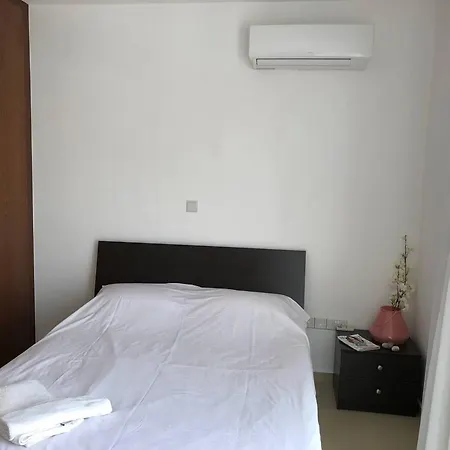2 Bedrooms With Wifi At 3 Km Away From The Beach